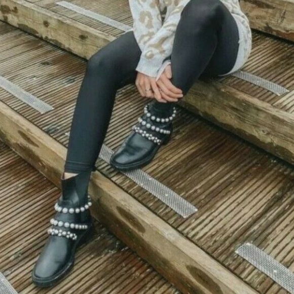 ZARA PEARL STRAP LOW HEELED LEATHER ANKLE BOOTS - Picture 7 of 13